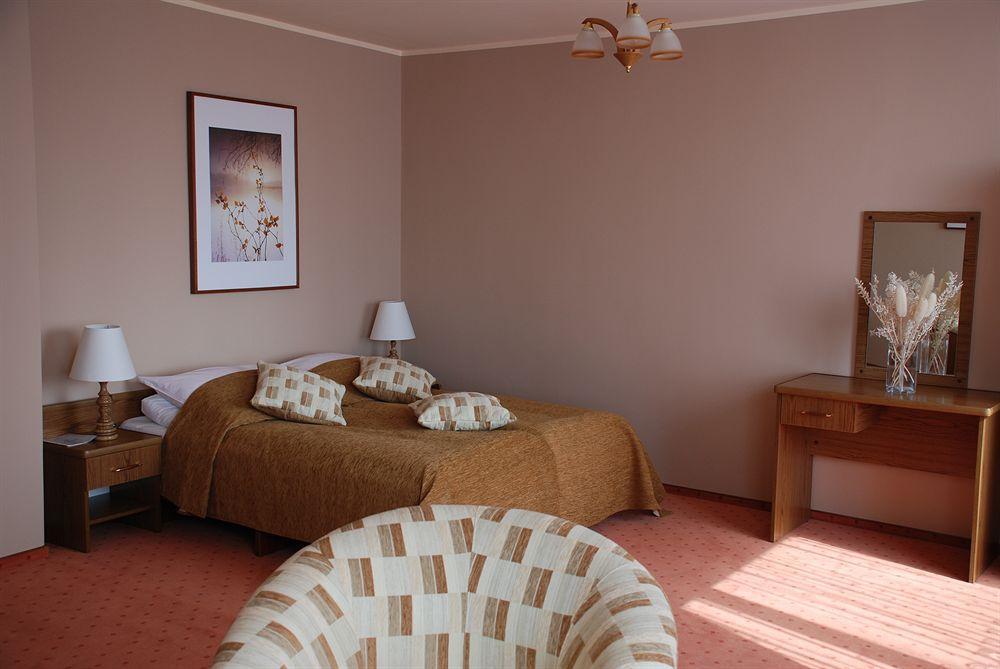 Voco Katowice By Ihg Hotel Bagian luar foto