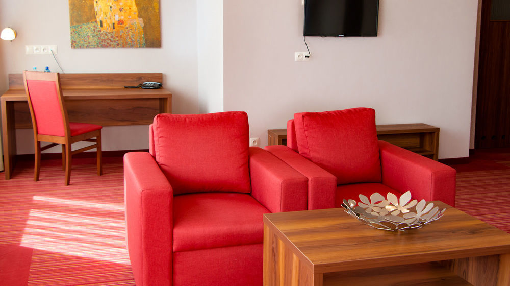 Voco Katowice By Ihg Hotel Bagian luar foto